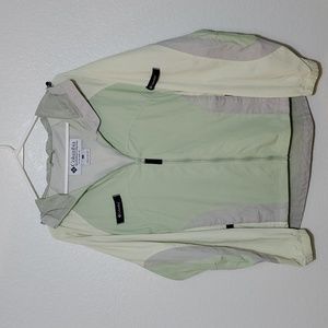 Columbia Women's Sage Green Long Sleeve Full Zip Packable Windbreaker Jacket M